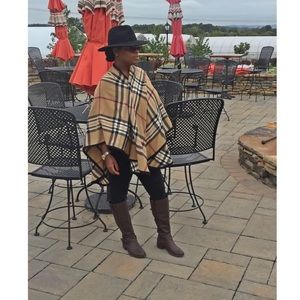 Checkered Stripped Wrap! ❤️🖤